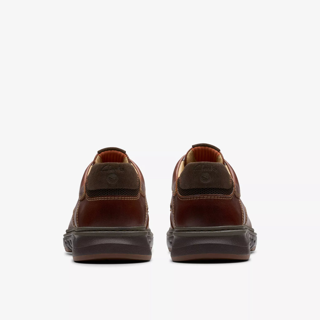 Clarks Men's Un Briley Pace Tan Leather