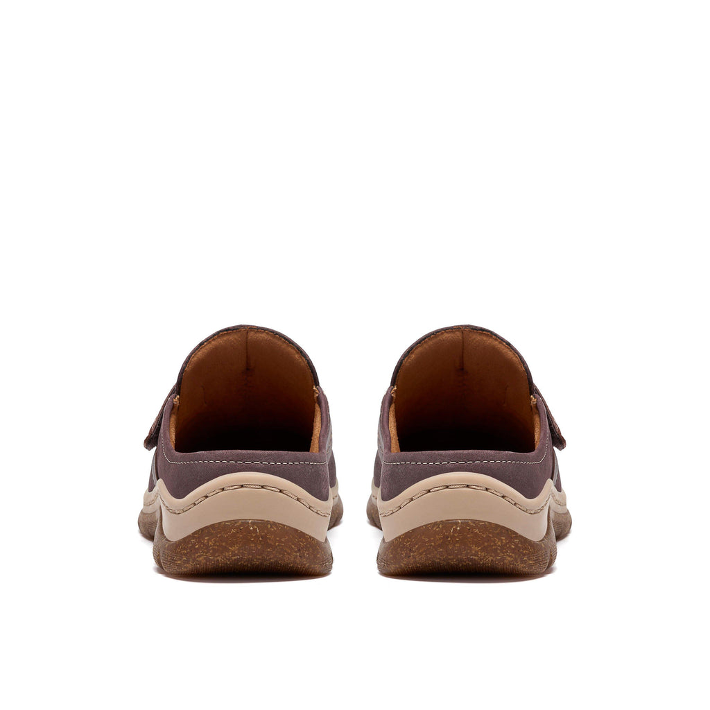 Clarks Women’s Orlene Clog Plum leather