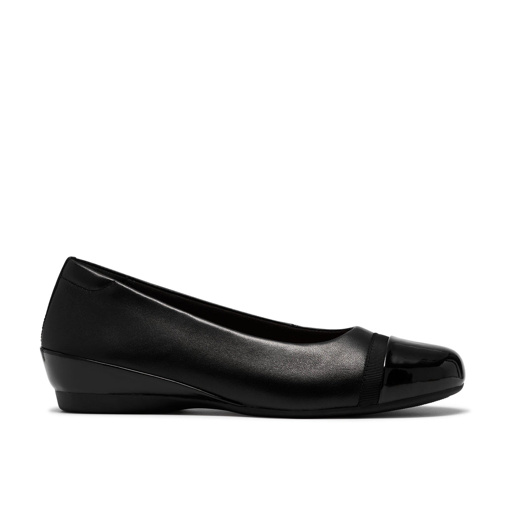 Clarks Women’s Cathrynn dusk / Black pat
