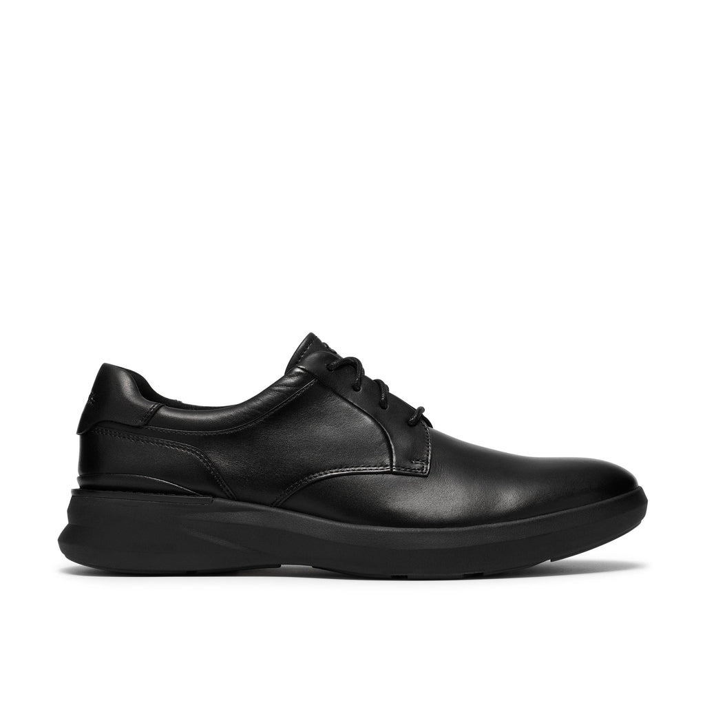 Clarks Men's Code H Plain /Black smooth