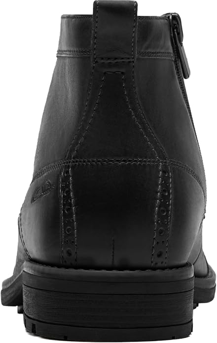 Clarks Men's Emmet Zip Black Distressed