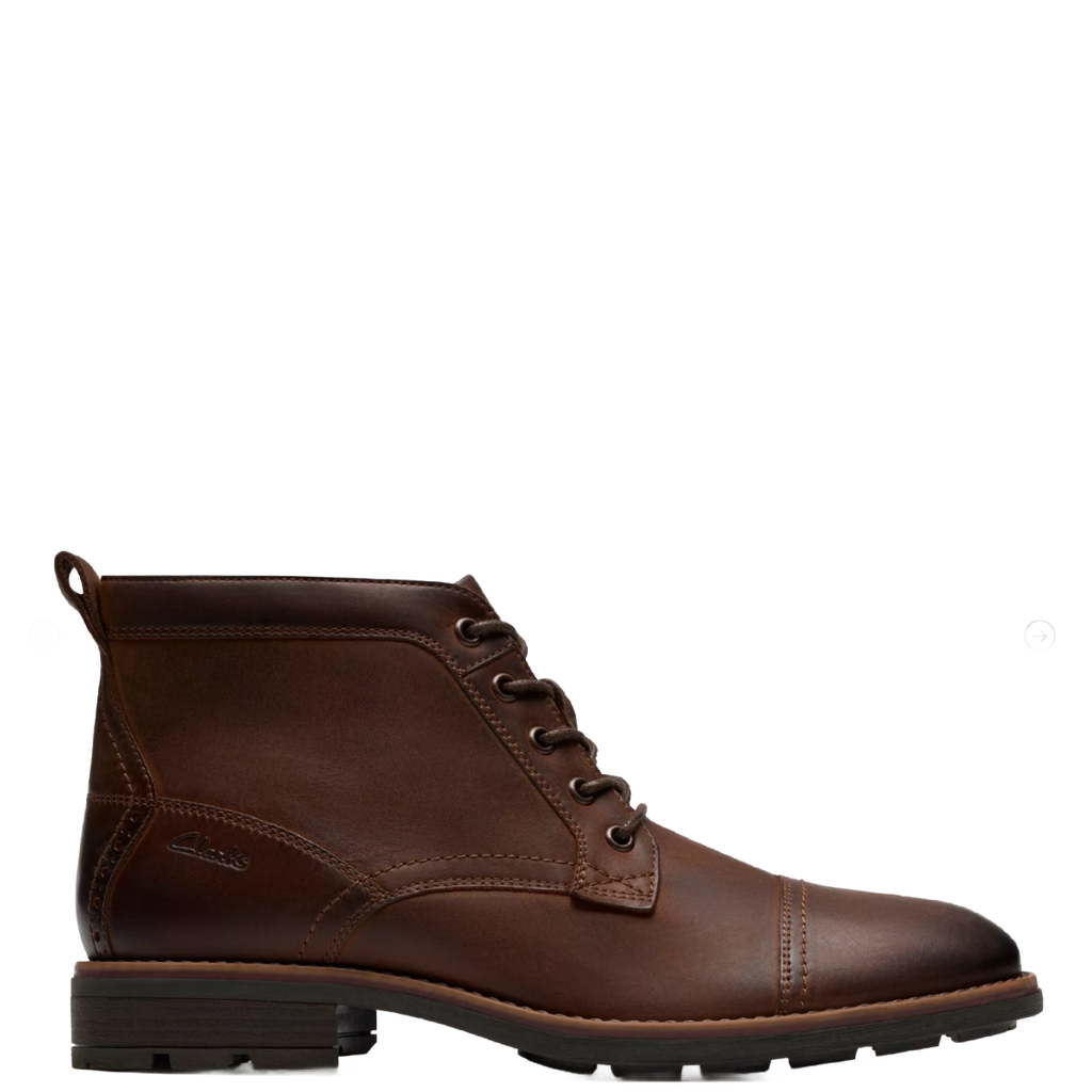 Clarks Men's Emmet Zip Brown Distressed