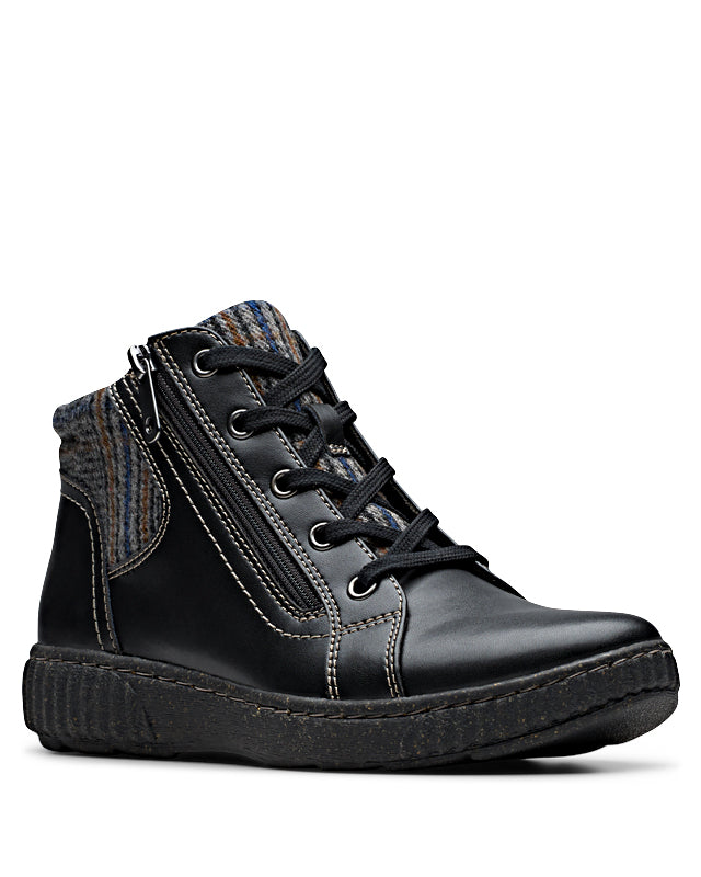 Clarks Women’s Caroline spice Black