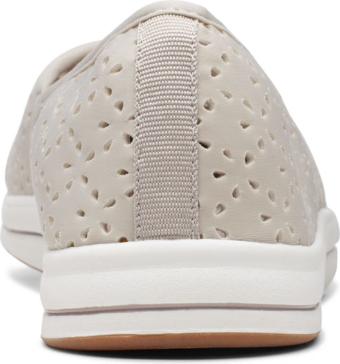 Clarks Women’s Breeze Emily Light Taupe