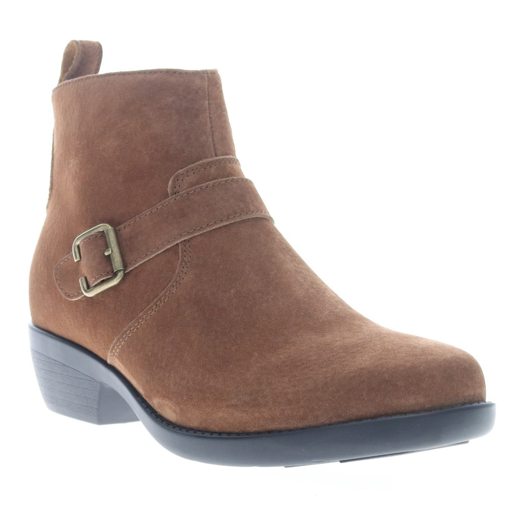Propet Women's Memphis WP Brown