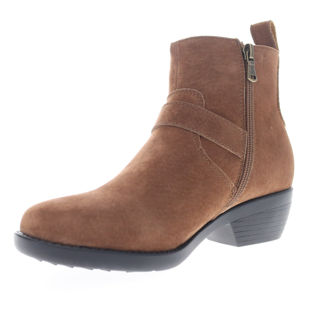 Propet Women's Memphis WP Brown