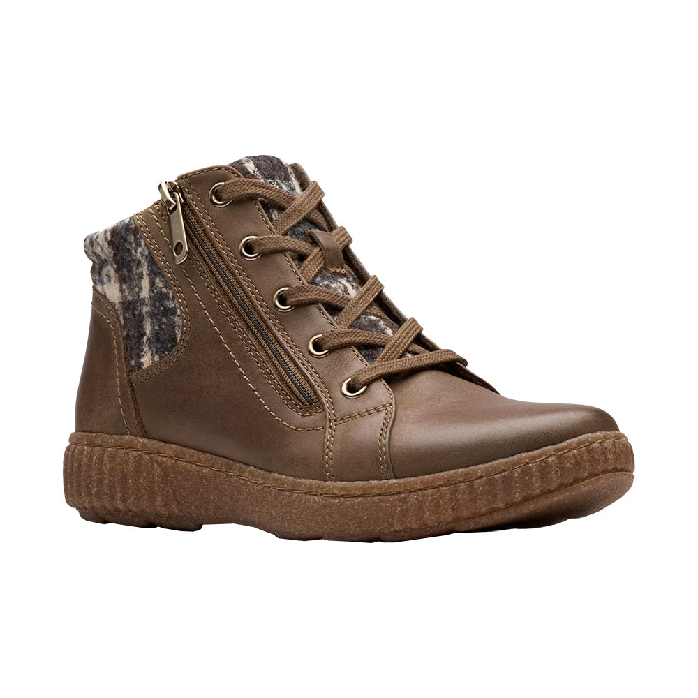 Clarks Women’s Caroline spice Mushroom