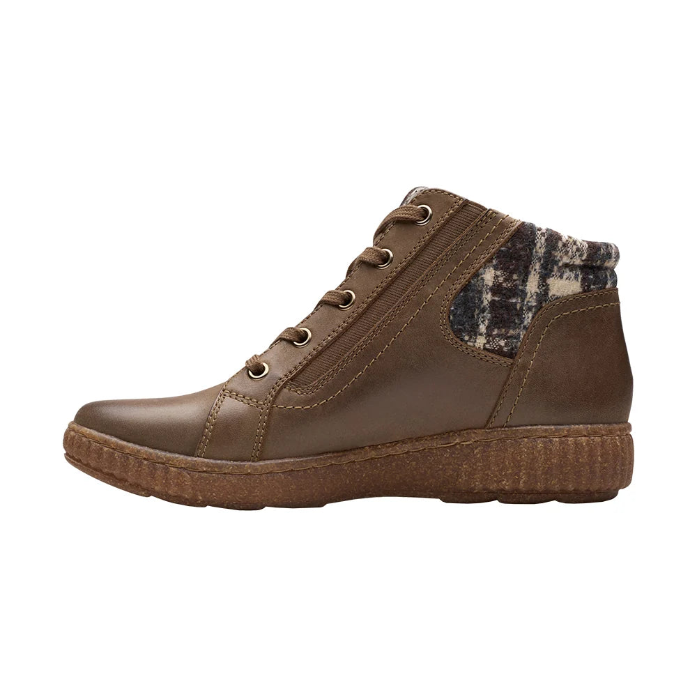 Clarks Women’s Caroline spice Mushroom