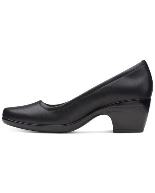 Clarks Women’s Emily Belle  lack Leather l